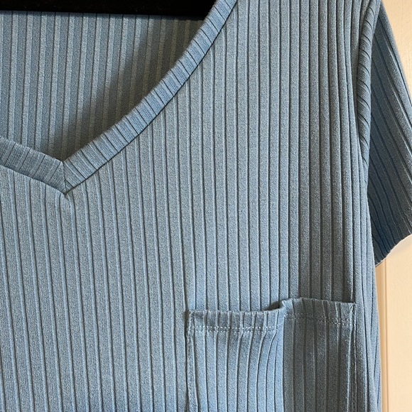 Blue ribbed oversized tee, size medium. Open to any offer! - Picture 3 of 6